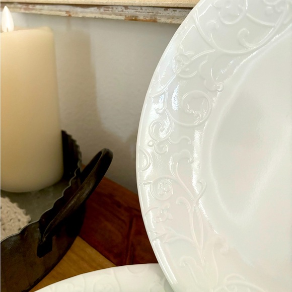Corelle Bella Faenza White Dinner and Salad Plate Set - Picture 6 of 8